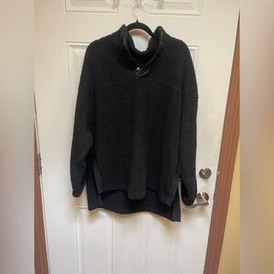 Old Navy Black Sherpa Pullover Sweater with Side Slits XL
